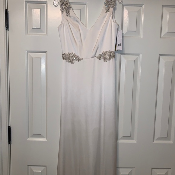 NICOLE MILLER ALEXANDRA SATIN BRIDAL DRESS ID10000 - Picture 10 of 11